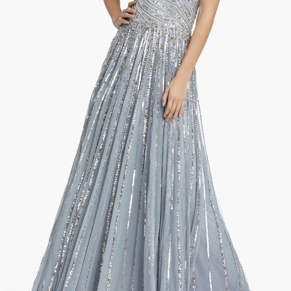 Mac Duggal Glamorous Silver and Gold Sequin One-Shoulder Dress Beaded - Picture 4 of 16